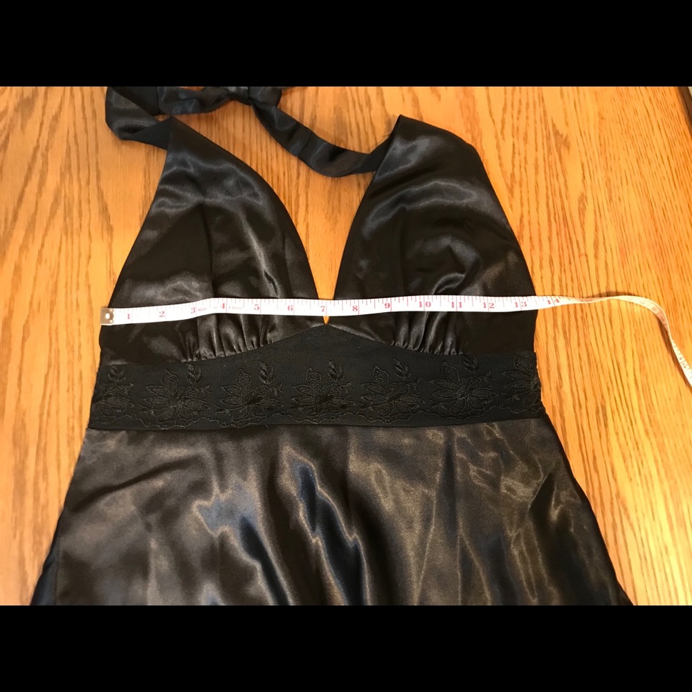 LITTLE BLACK DRESS Cocktail Halter Lace Trimmed - Picture 4 of 6